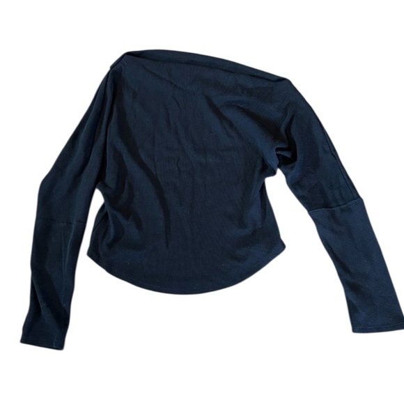 Free People Fuji Off-Shoulder Black top - Picture 4 of 5